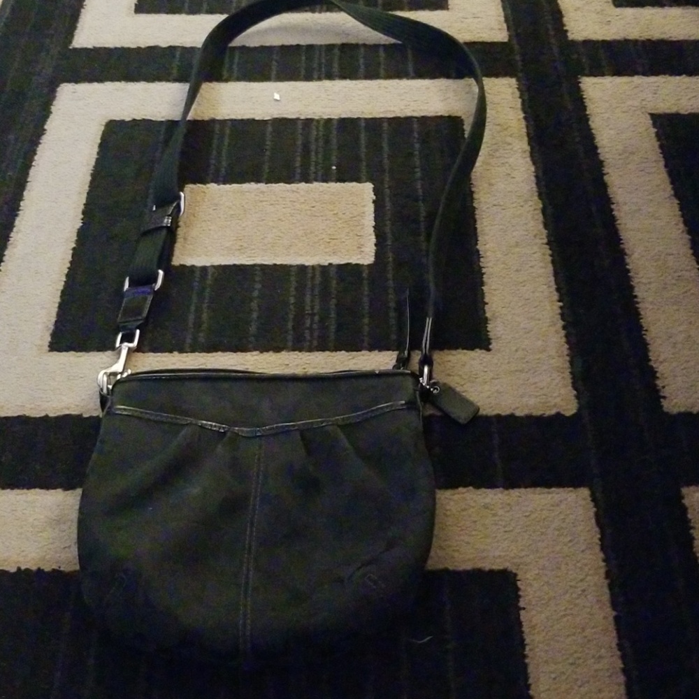 Women shoulder bag